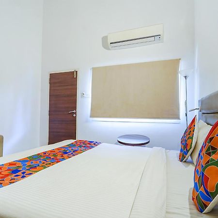 Fabexpress Le Aham Boutique - Auroville Beach - 600M Pondicherry Exterior photo